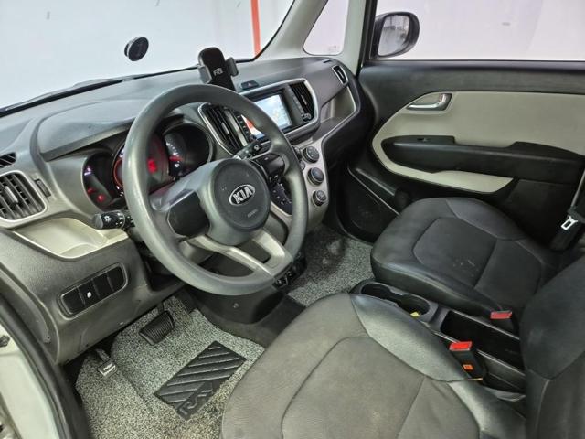 6051000786R7.jpg