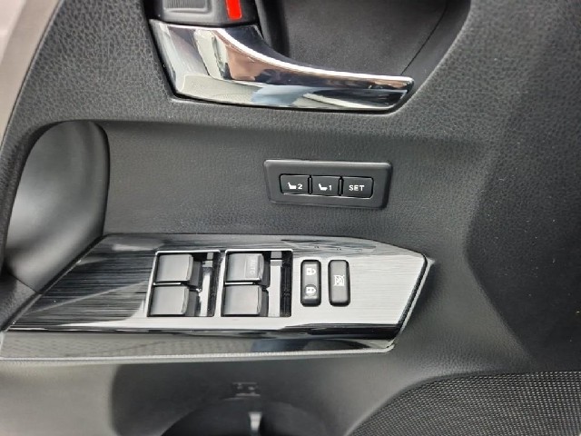 6101000837R19.jpg