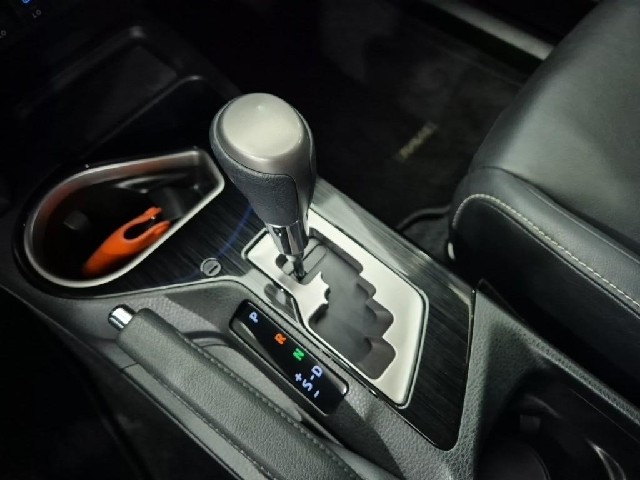 6101000837R8.jpg