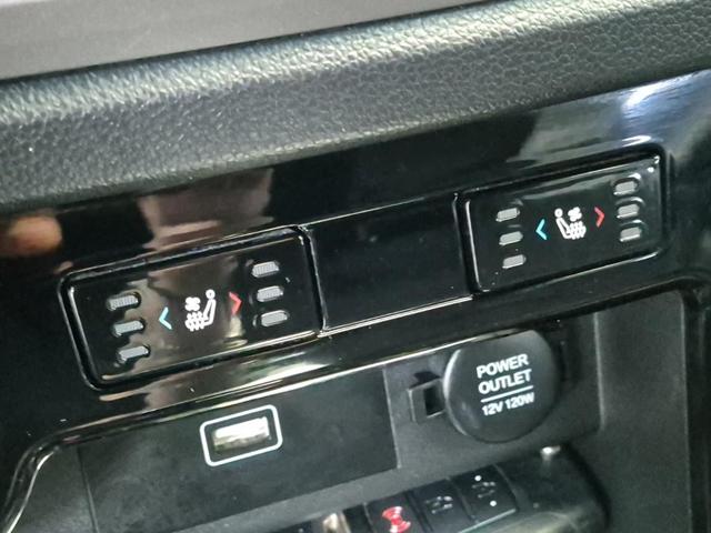 6051500590R17.jpg