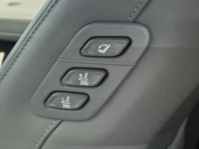 6051500422R18.jpg