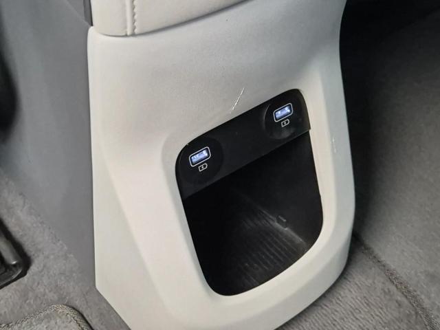 6051500422R19.jpg