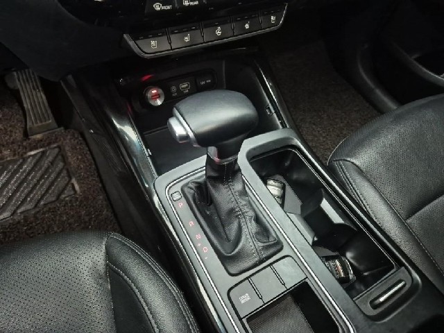 6051000378R8.jpg