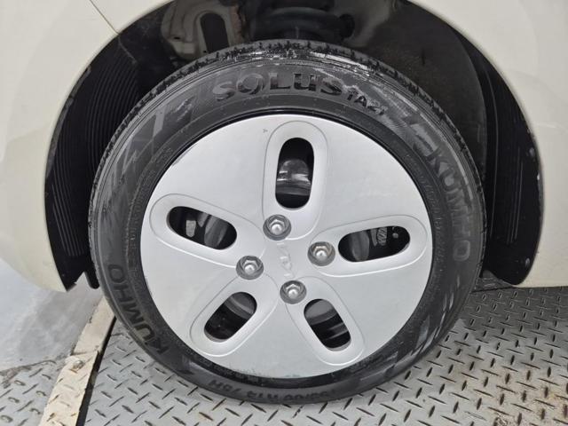 6051000759R18.jpg