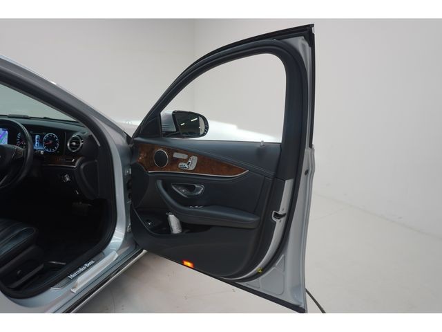 ef75789bdab791e9c59cc8199174279d.jpg