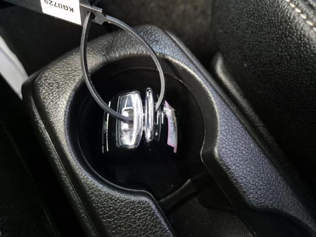 6051500700R18.jpg