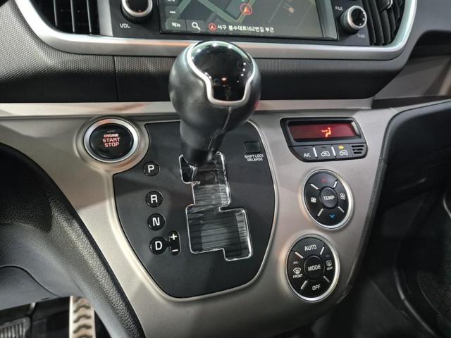 6051000943R8.jpg