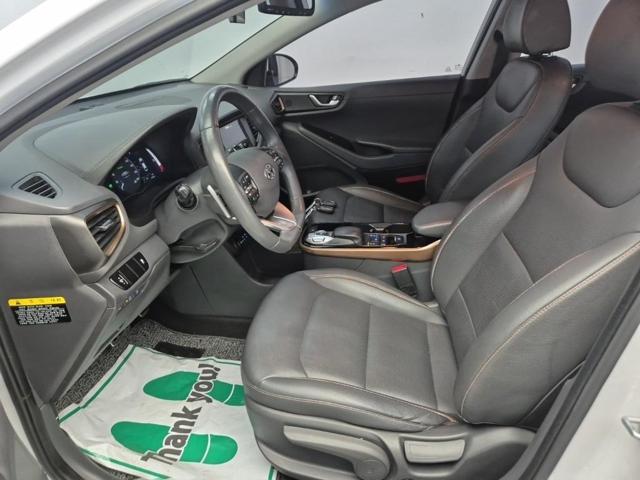 6051500772R11.jpg