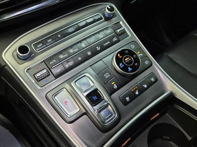 6011002034R8.jpg