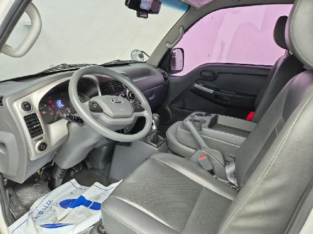 6101000725R6.jpg