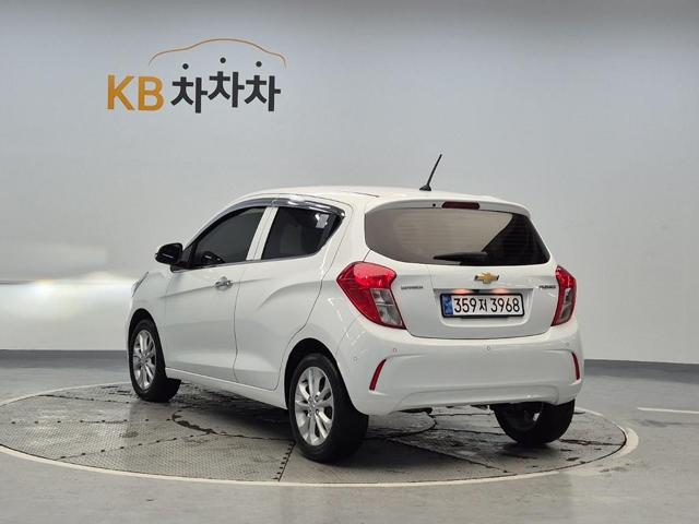 6051501151R2.jpg