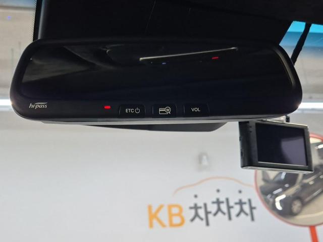 6051500972R18.jpg