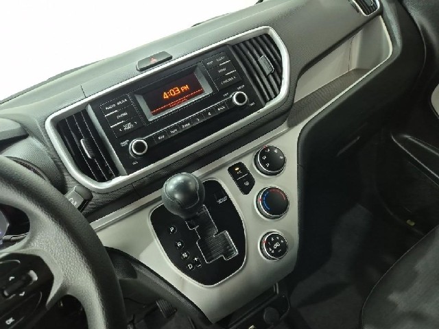 6101000479R10.jpg