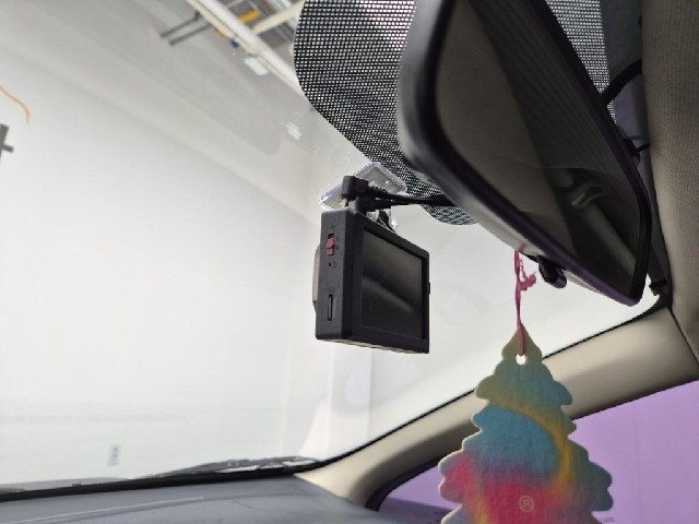 6031000132R16.jpg