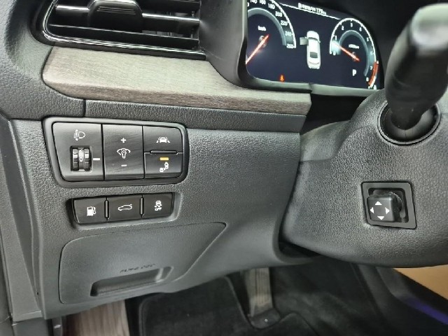 6101001657R17.jpg