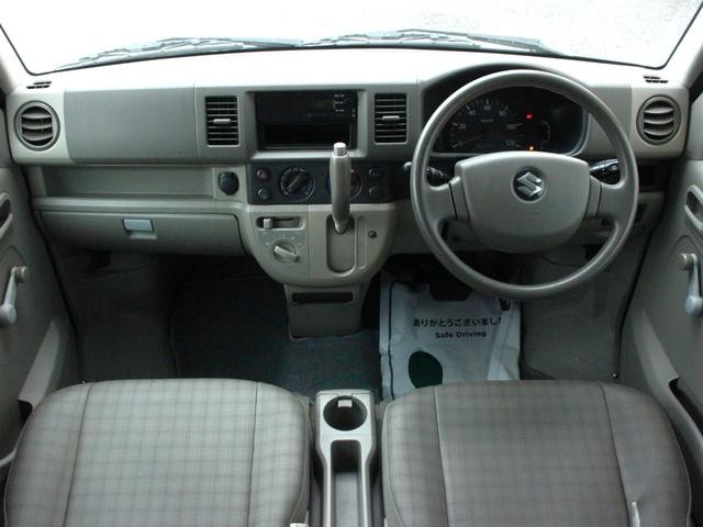 0520029A30260927W00803.jpg