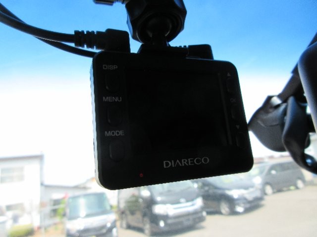 b87a7fb33459c4bf024edc95bd99b9cf.jpg