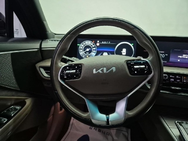 6101000713R9.jpg