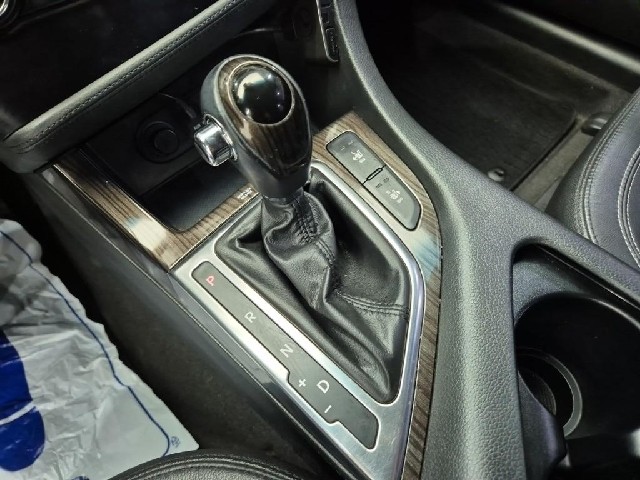 6101000609R8.jpg