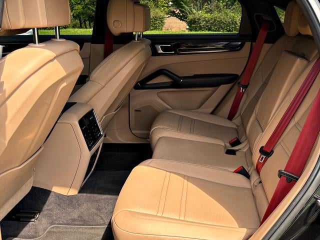 e305cc84fef2909935c8636d0ed75538.jpeg