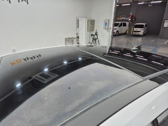 6101000831R13.jpg