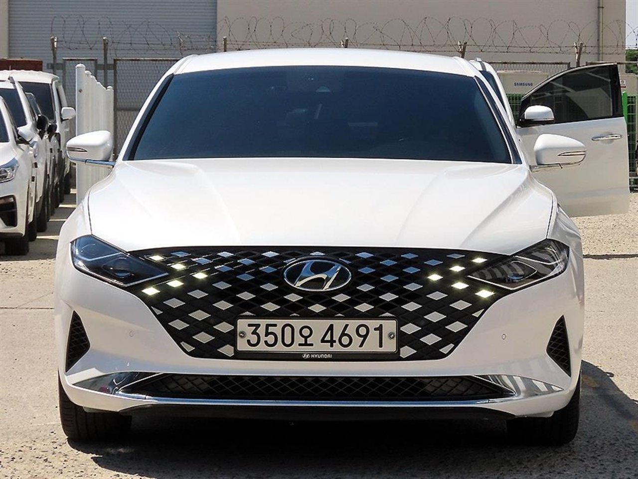 2020 Hyundai Grandeur, photo 1 of 1