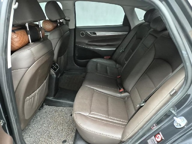 4031002454R12.jpg