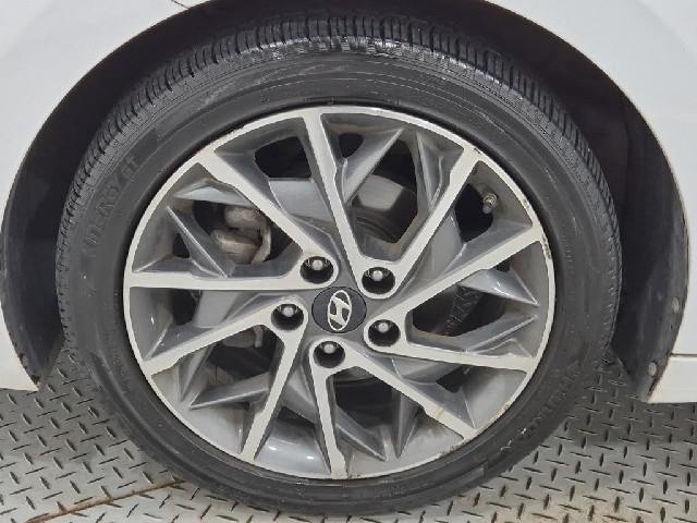6101001653R19.jpg