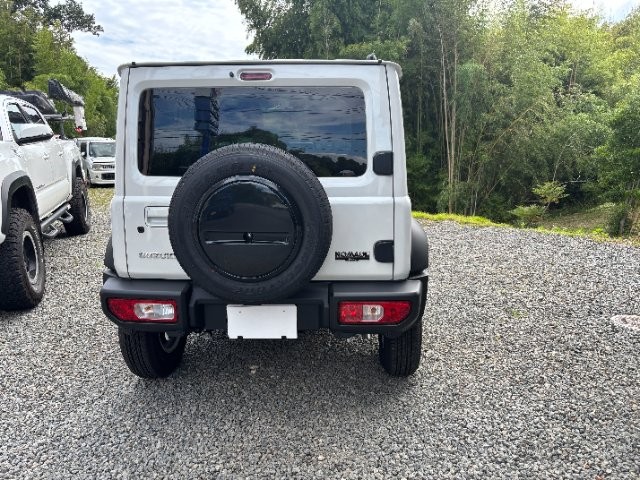 daf693b91a3ec3def6352622647b786e.jpg