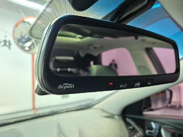 6101000975R18.jpg