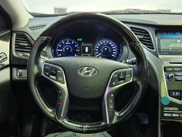 6101000975R9.jpg