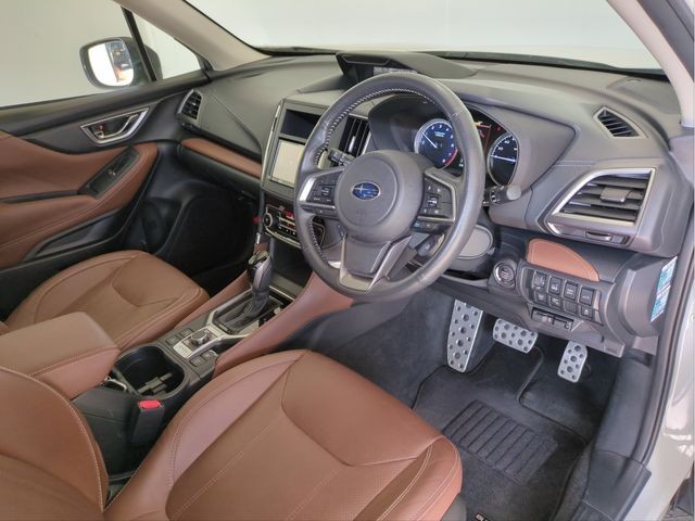 f6eeb13fc3df67dcf174ccd2112bc342.jpg
