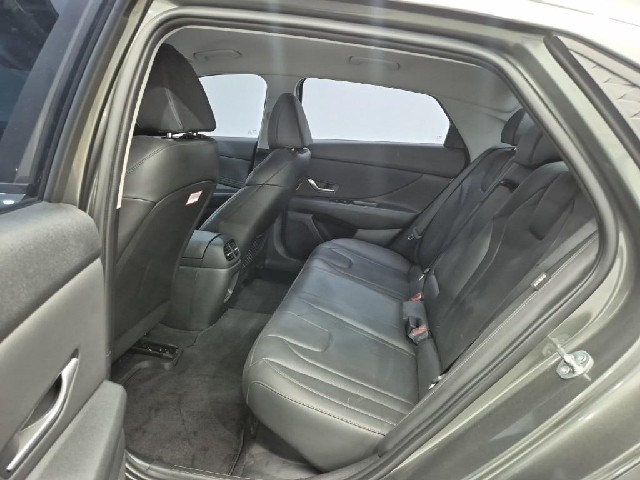 6101000667R12.jpg