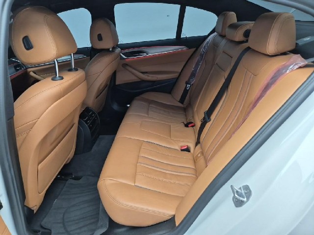 6101500839R12.jpg