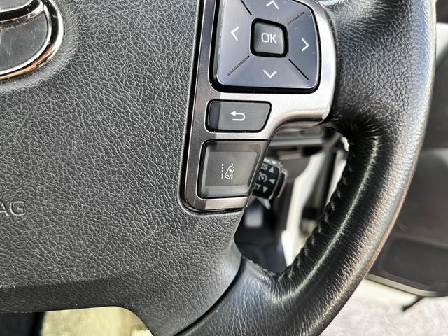 0500199A30261017W00216.jpg
