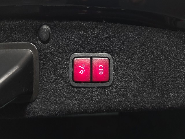 e910c9f31e541cee11ab643e8c3a14e8.jpeg