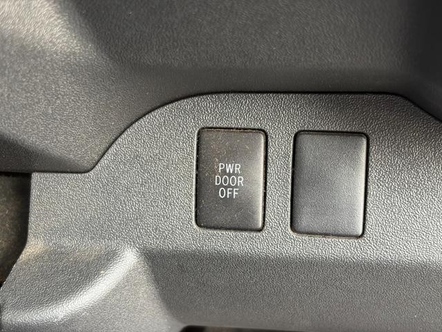 0209499A30260919W00119.jpg