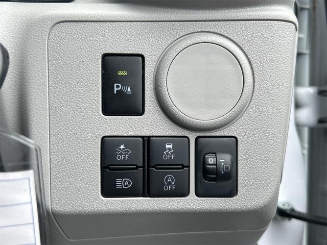 0403505A30260714W00906.jpg