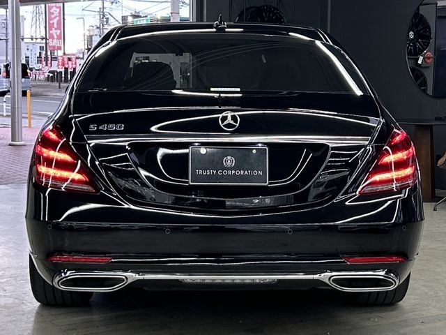 f50a69420094fdb5eccc917f8c30c415.jpg