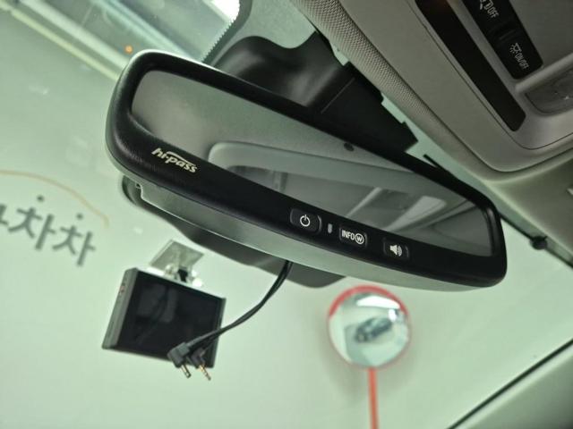 6031001117R15.jpg