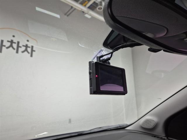 6011003044R16.jpg