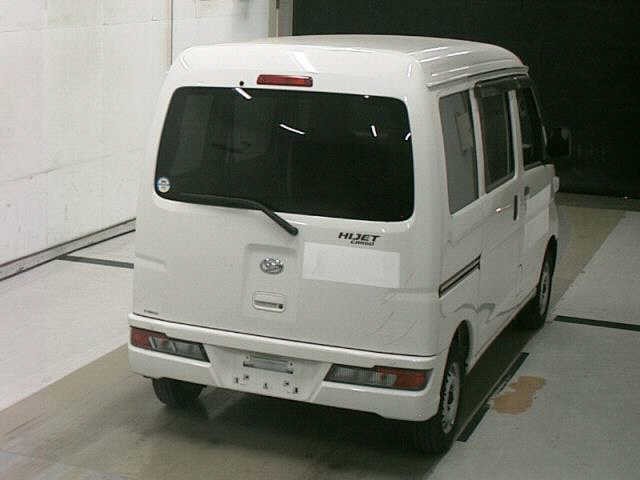 9ac7a75ad5e61ea2679f71ef4450e05c.jpg