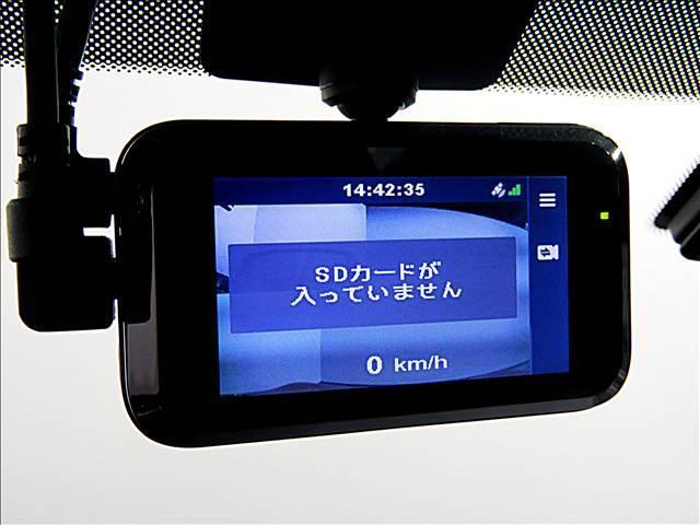 18818864_carP_l_20.jpg