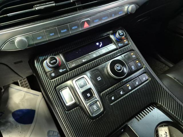 6011500556R8.jpg