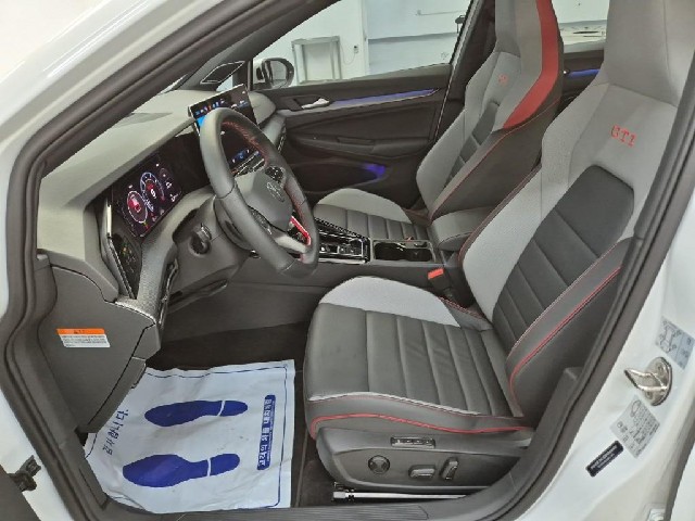 6091500815R11.jpg