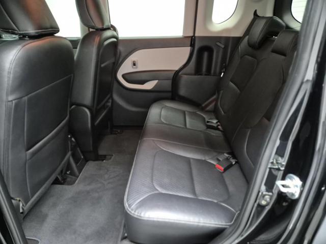6011001997R12.jpg