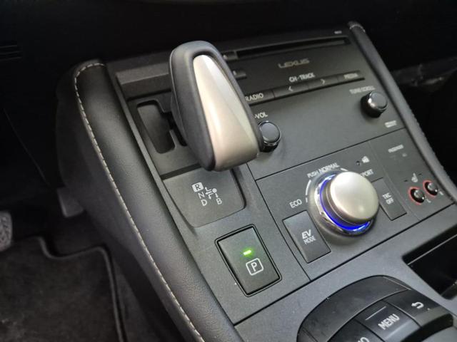 6031500211R8.jpg