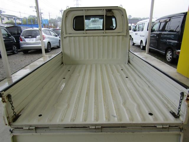 0530123A30260915W01714.jpg