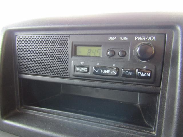 0530123A30260915W01717.jpg