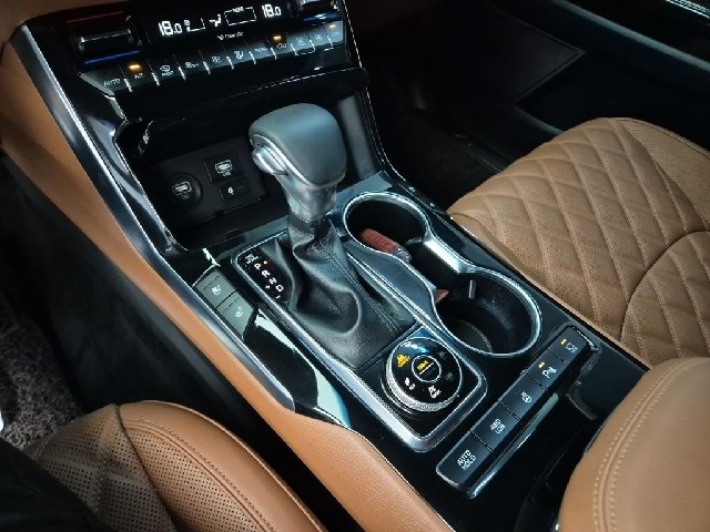 6081501387R8.jpg